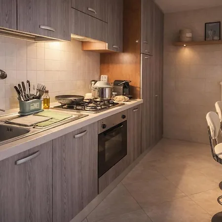 Апартаменты Terminal House