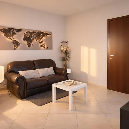 Апартаменты Terminal House