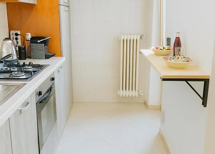 アパート Terminal House バーリ